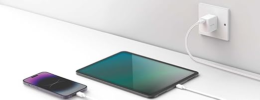 MOMAX ONEPLUG 30W USB-C Fast Charger